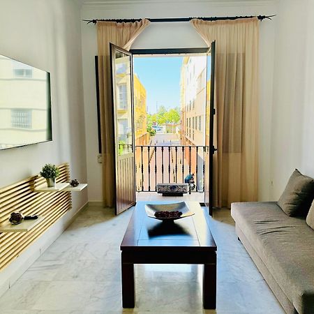 Apartamento Con Balcon Castilla Triana 塞维利亚 外观 照片