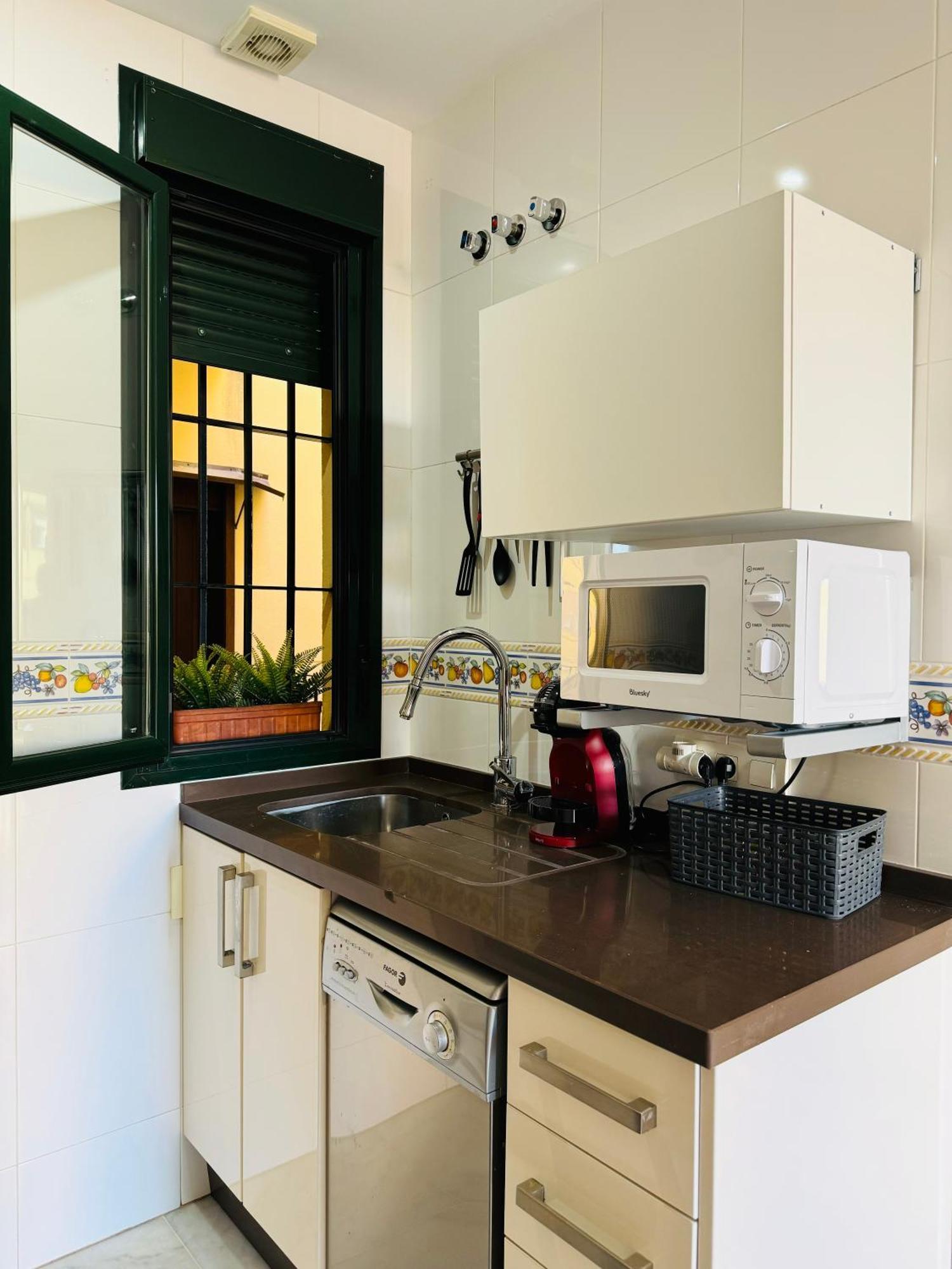 Apartamento Con Balcon Castilla Triana 塞维利亚 外观 照片